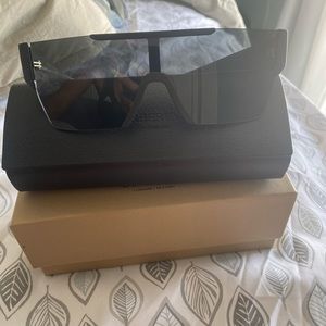 Burberry Sunglasses 💯Authentic